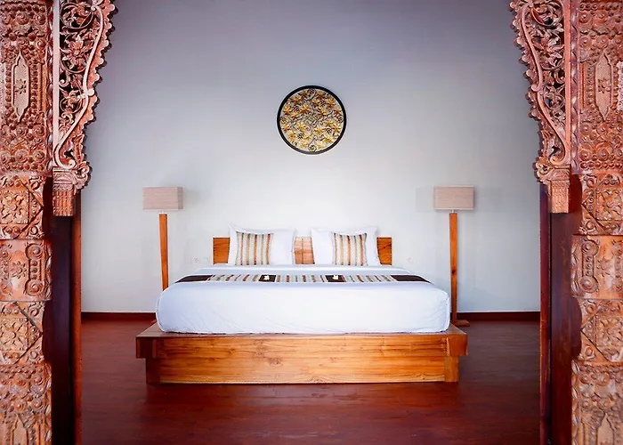 Bali Nyuh Gading Luxury & Hotel 3*