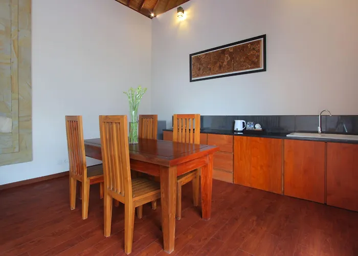 Bali Nyuh Gading Luxury & Hotel 3*